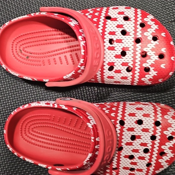 CROCS Kids Red Patterned Slippers - Picture 2 of 3